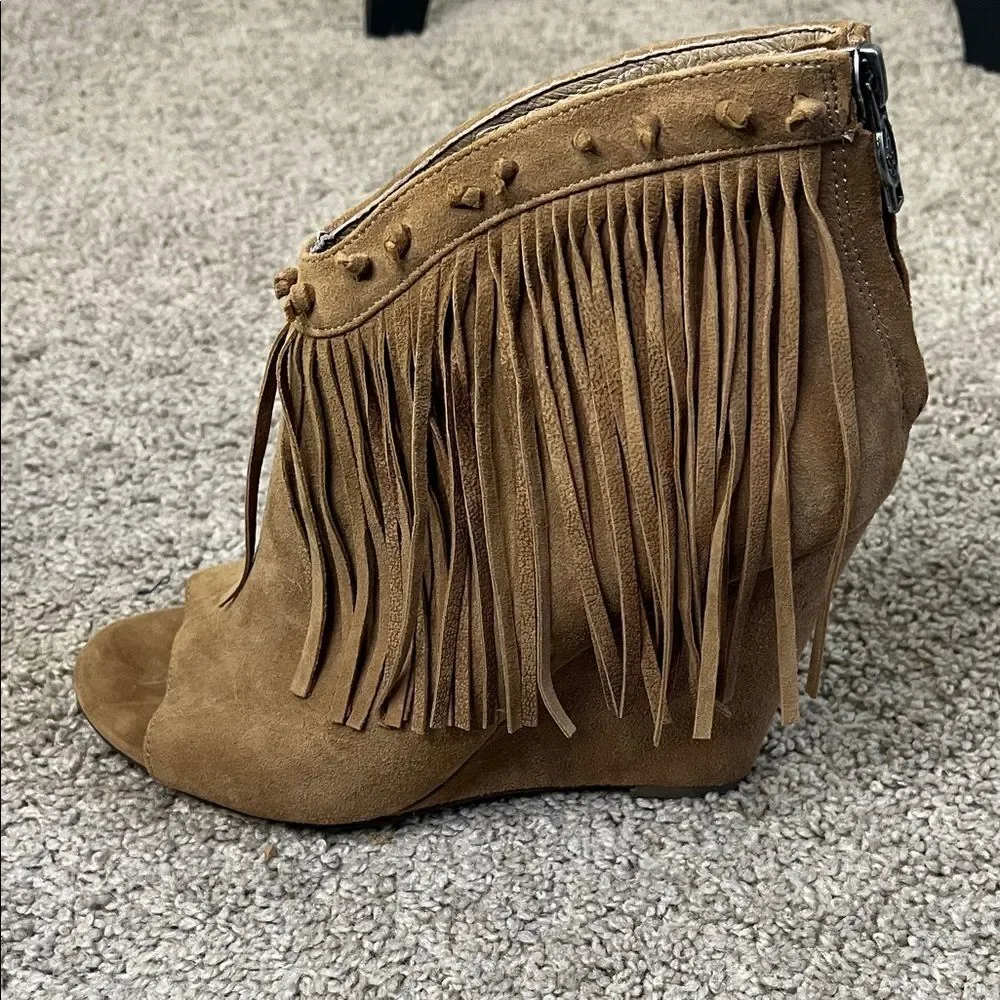 Ash Janis Brown Tan Suede Fringe Peep-Toe Wedge Booties Festival 40 US 9.5 10